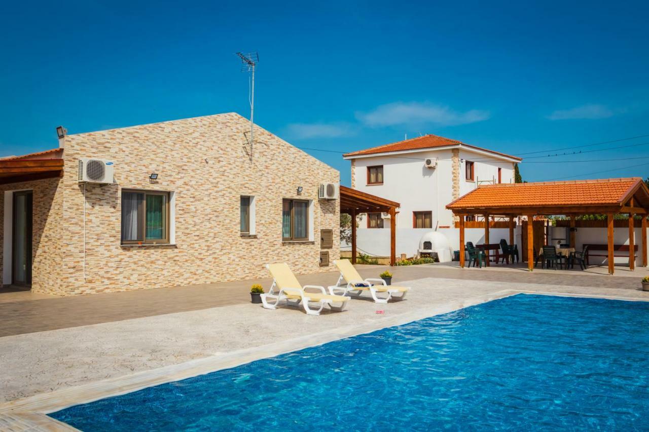 Berryrose Villa Perivolia Exterior photo