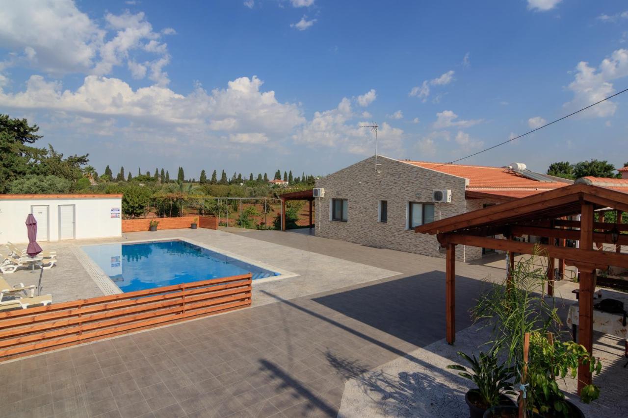 Berryrose Villa Perivolia Exterior photo