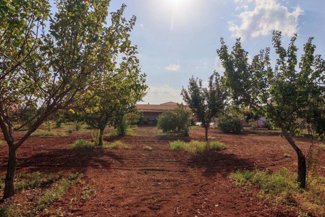 Berryrose Villa Perivolia Exterior photo